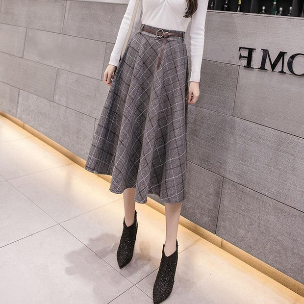 Women's Loose Retro Plaid Skirt - Deck Em Up