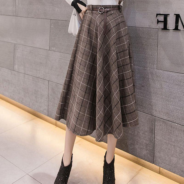 Women's Loose Retro Plaid Skirt - Deck Em Up